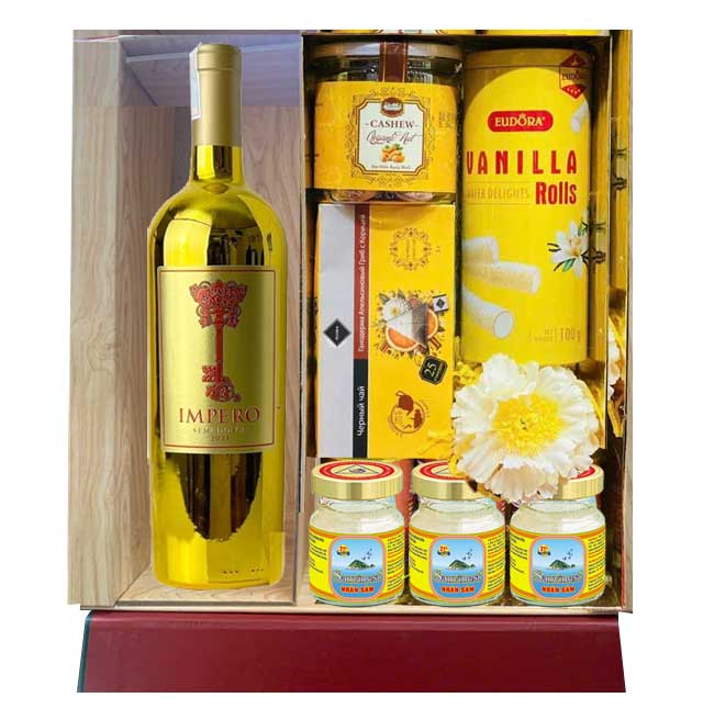 Hộp Quà Tết Kim Mã Cát Tường QTHN2